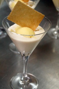 Sorbete de naranja, crema de vainilla y Grand Marnier