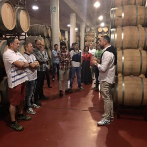 visita bodega solabal aizian andra mari